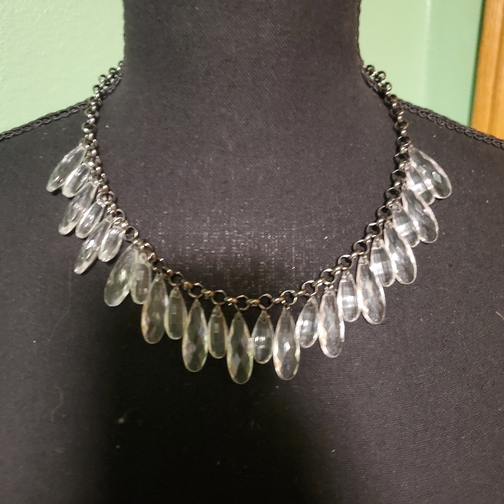 Talbots Lucite Drop Dangle Statement Necklace Silver Tone 22 inches